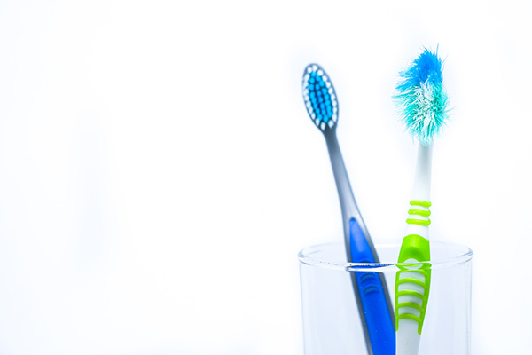 General Dentistry:   Tips For Choosing A Toothbrush And Toothpaste