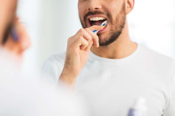 How To Keep Dental Implants Clean